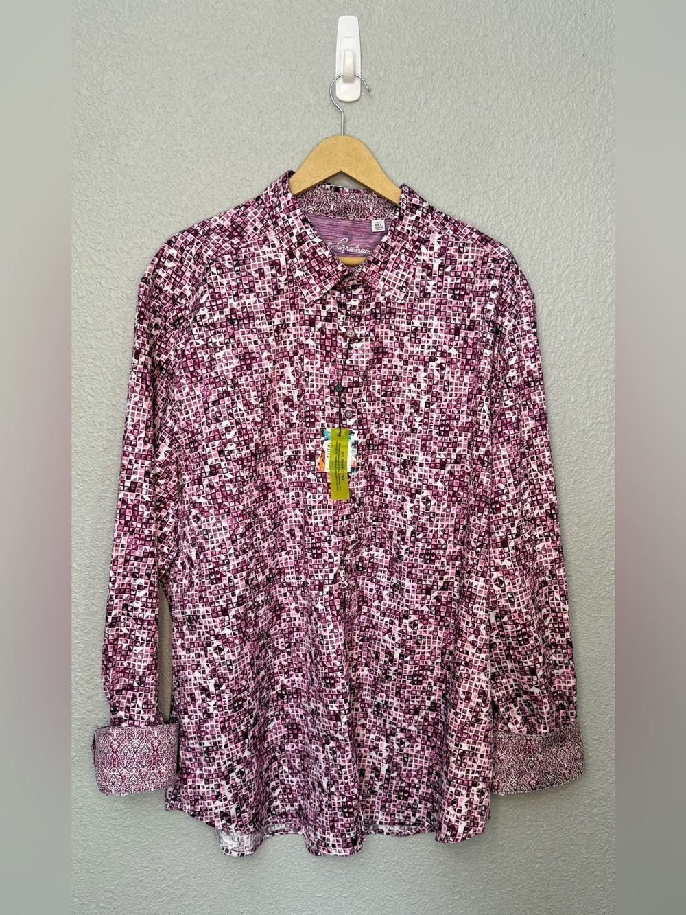 NWT Robert Graham |